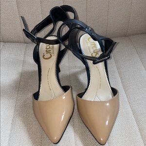 Circus by Sam Edelman Women's Black and Tan Heels